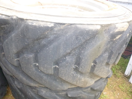 (4) OUTRIGGER Solid Used IN445/50D710 Tires & Wheels for Aerial Boom Lifts 20 Bolt Wheels