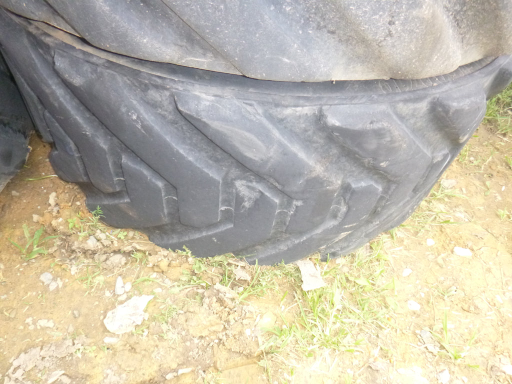 (4) OUTRIGGER Solid Used IN445/50D710 Tires & Wheels for Aerial Boom Lifts 20 Bolt Wheels