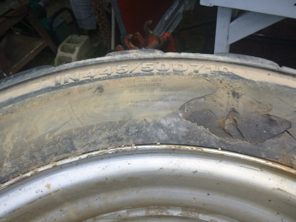 (4) OUTRIGGER Solid Used IN445/50D710 Tires & Wheels for Aerial Boom Lifts 20 Bolt Wheels