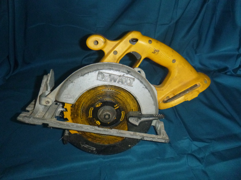 DeWalt DC390 Circular Saw 6-1/2" 18v