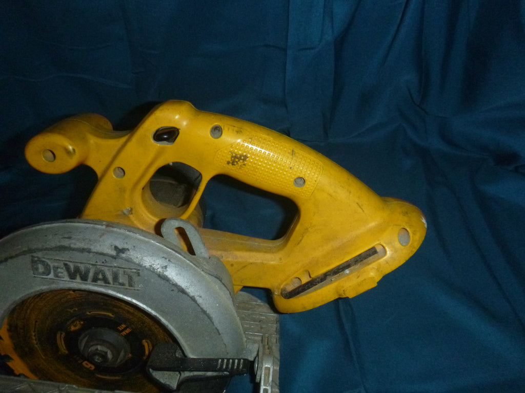 DeWalt DC390 Circular Saw 6-1/2" 18v