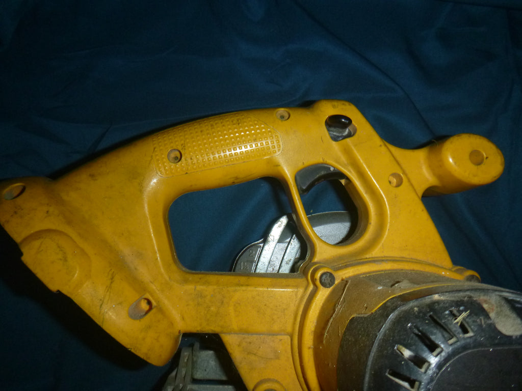 DeWalt DC390 Circular Saw 6-1/2" 18v