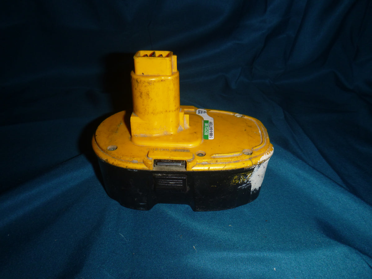 DeWalt DC9096 Battery 18v USED