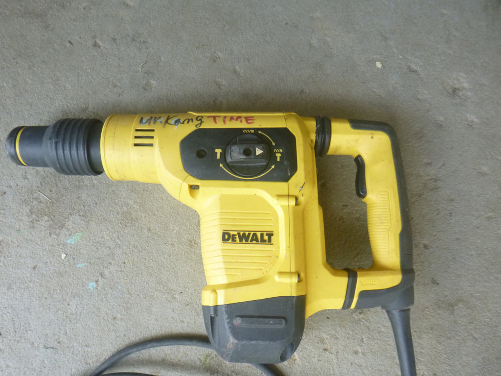 DeWalt 1-9/16" Rotary Hammer Drill D25481
