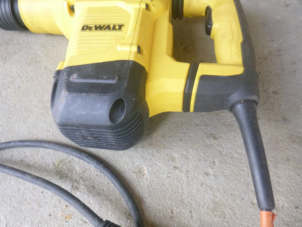 DeWalt 1-9/16" Rotary Hammer Drill D25481