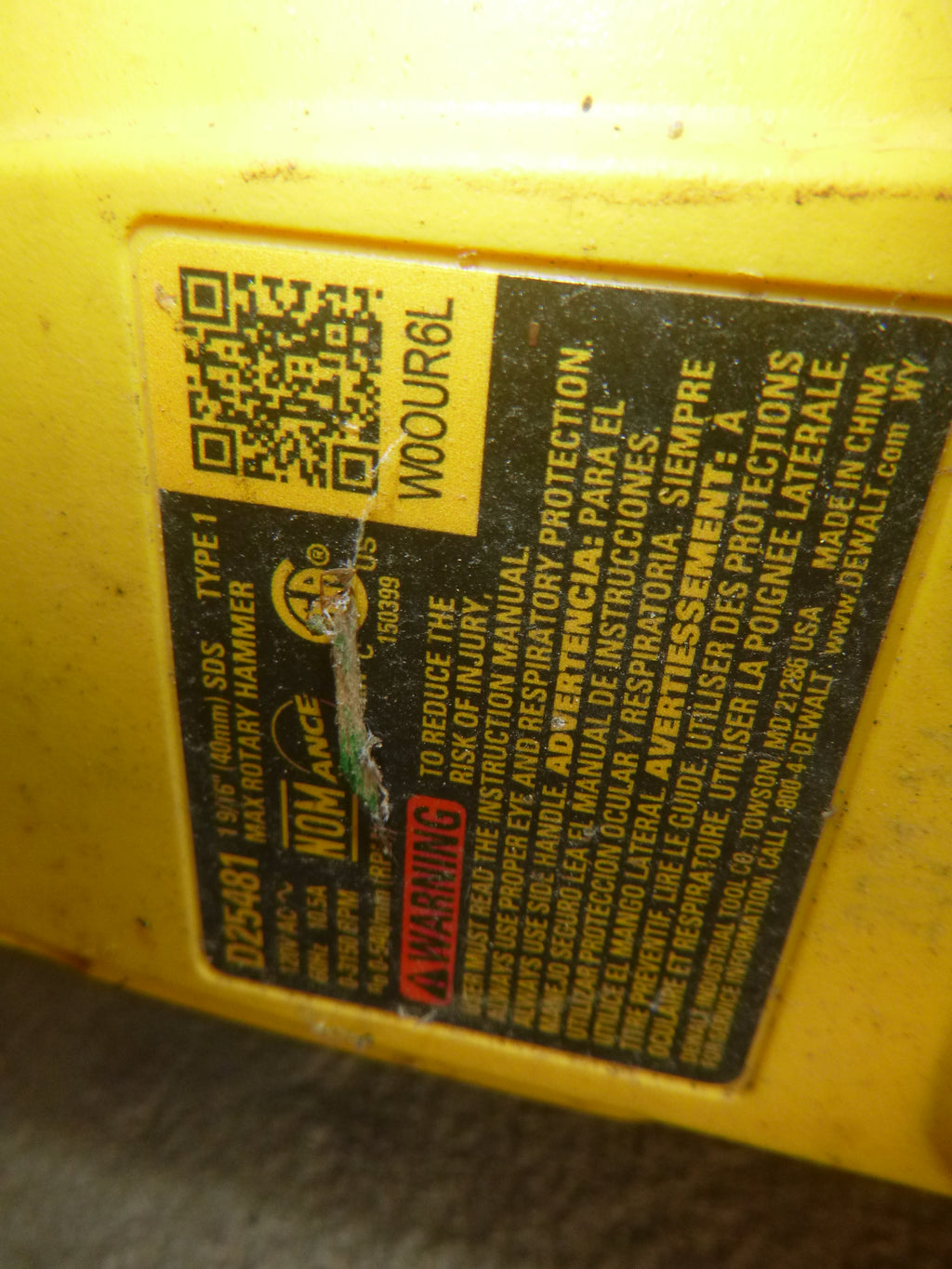 DeWalt 1-9/16" Rotary Hammer Drill D25481