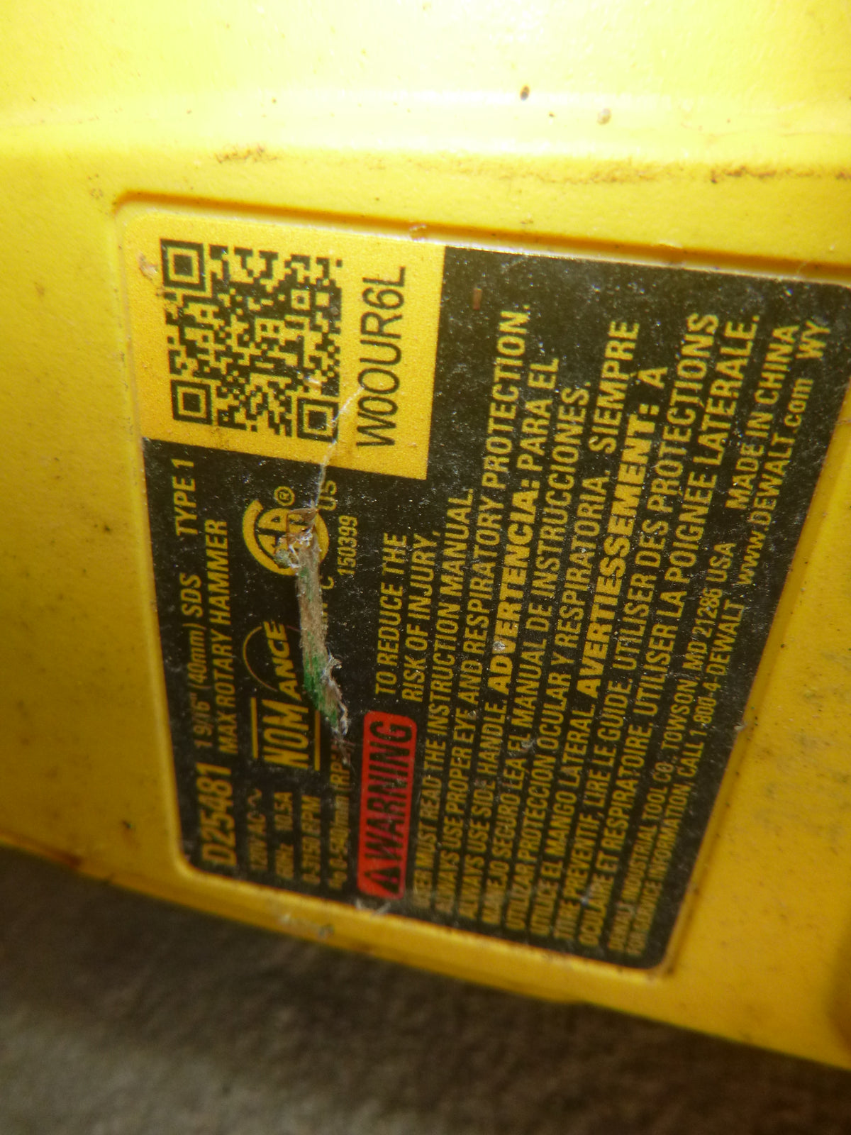 DeWalt 1-9/16" Rotary Hammer Drill D25481